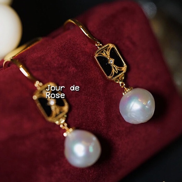 Jour de Rose Jewelry - 🔮 Baroque Pearl Sterling Silver Earring
